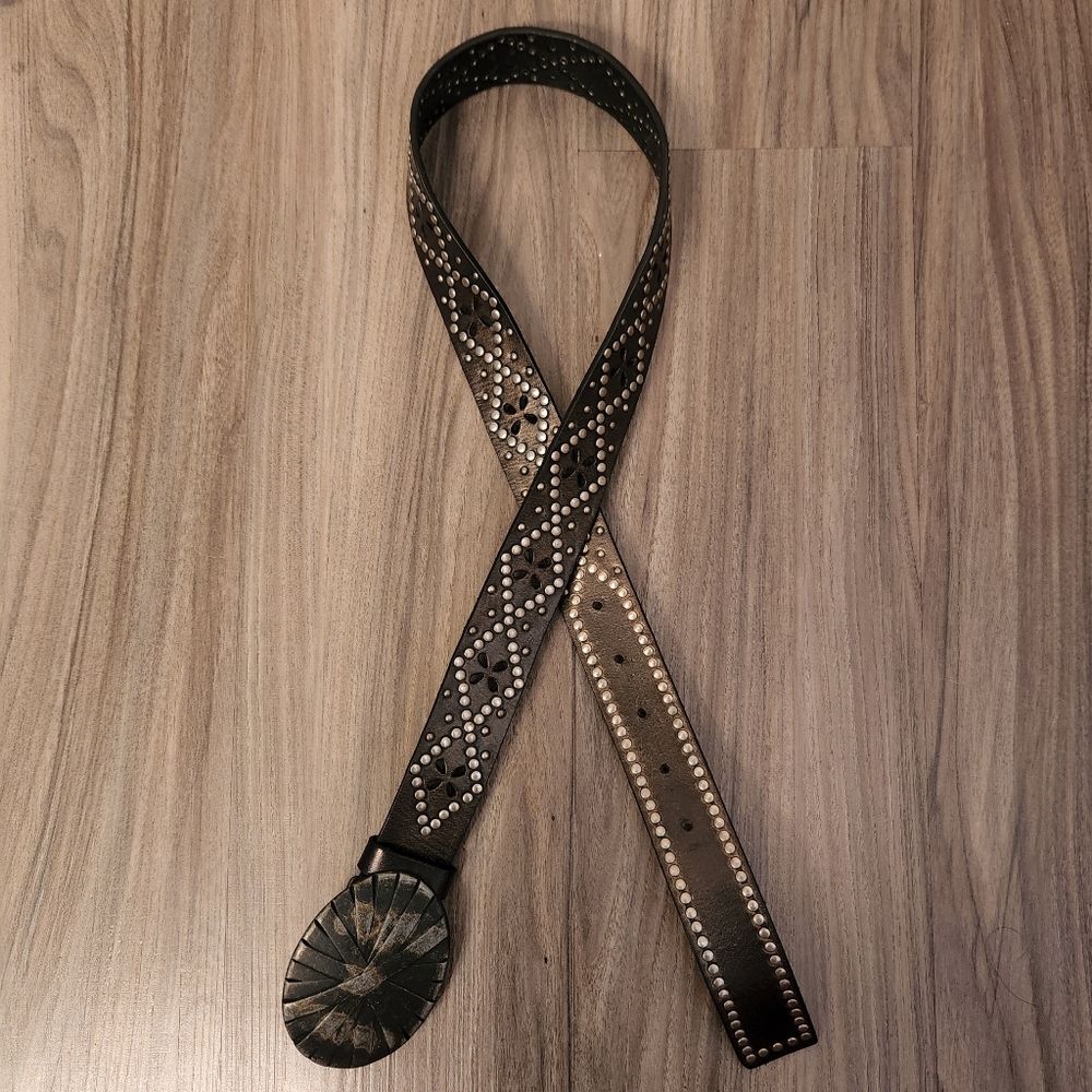 Streets ahead studded belt